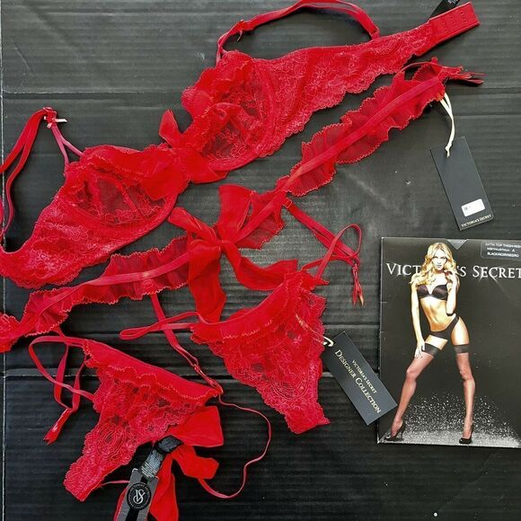 Victoria's Secret Designer Collection unlined 36B BRA SET+garter+thong RED lace